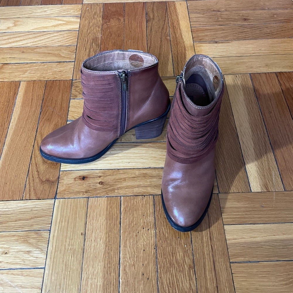 Cognac Leather Pikolinos Bootie